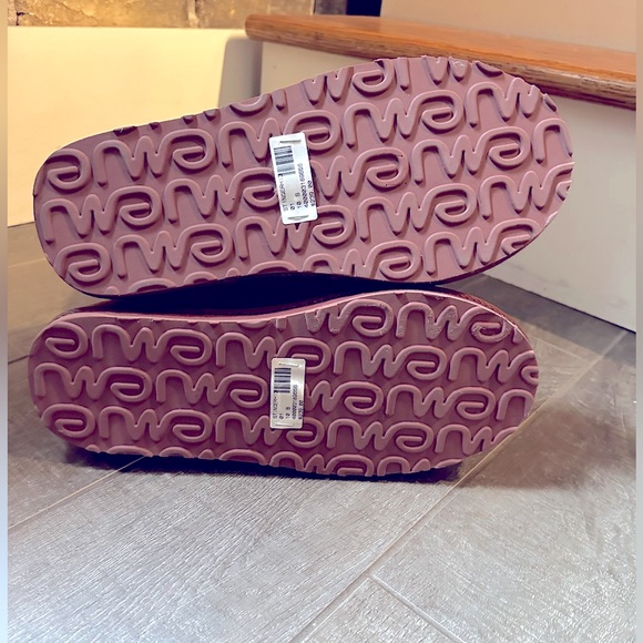 Emu Platinum Stinger Slim Hi Australian Sheepskin Boots. Size 10. BNWT. - Picture 5 of 7